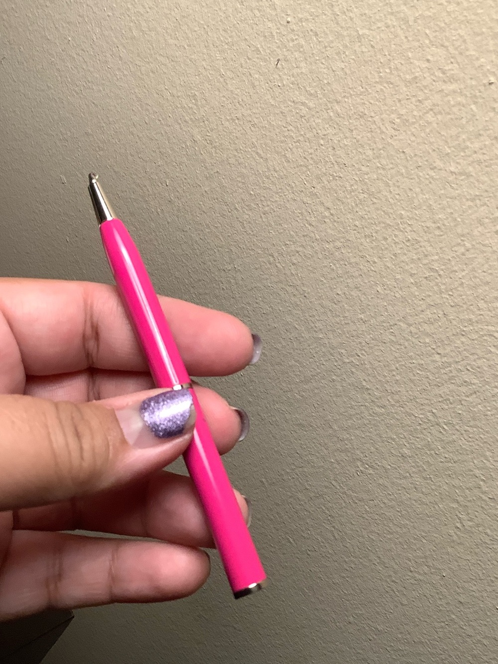 Givie for live show!!!!Coach Pink mini pen NWOT